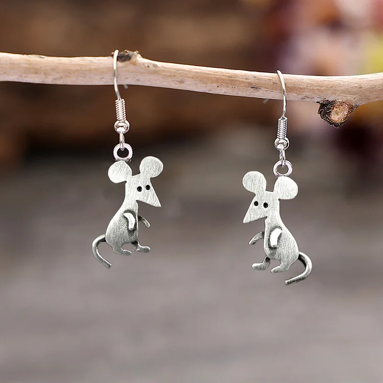 Vintage Mouse Earrings - Image 3