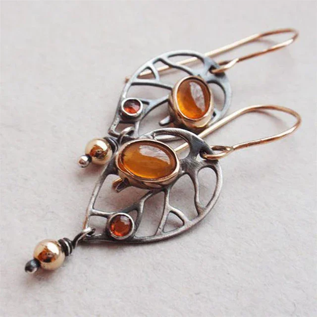 Vintage Orange Crystal Earrings - Image 4