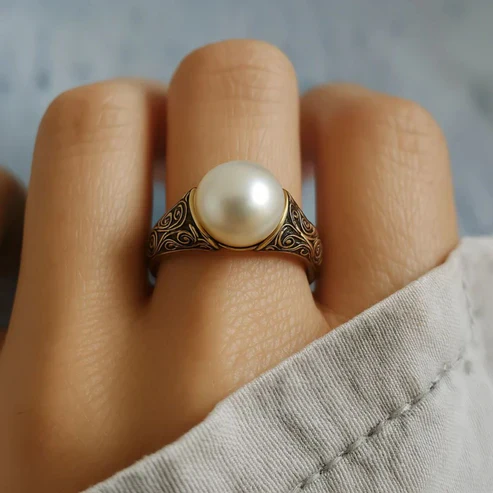 Vintage Pearl Golden Ring - Image 2