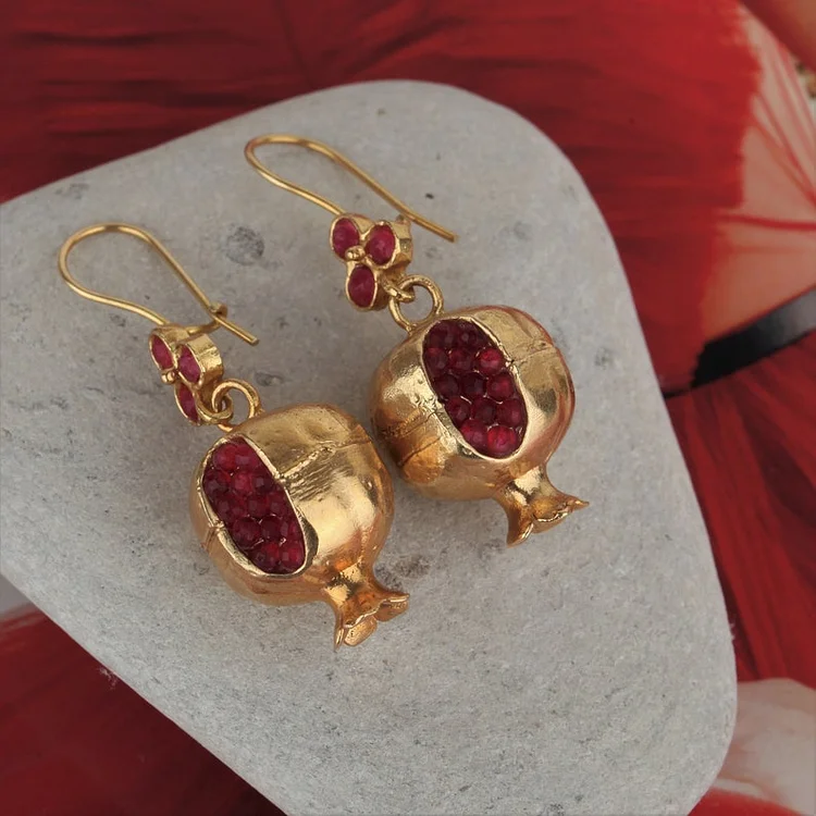 Vintage Pomegranate Design Earrings - Image 2
