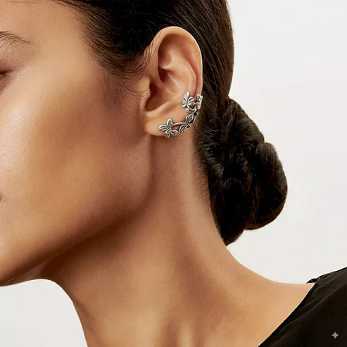 Vintage Silver Leaf Earrings - Image 2