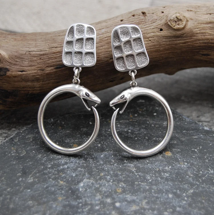 Vintage Silver Snake Earrings - Image 4