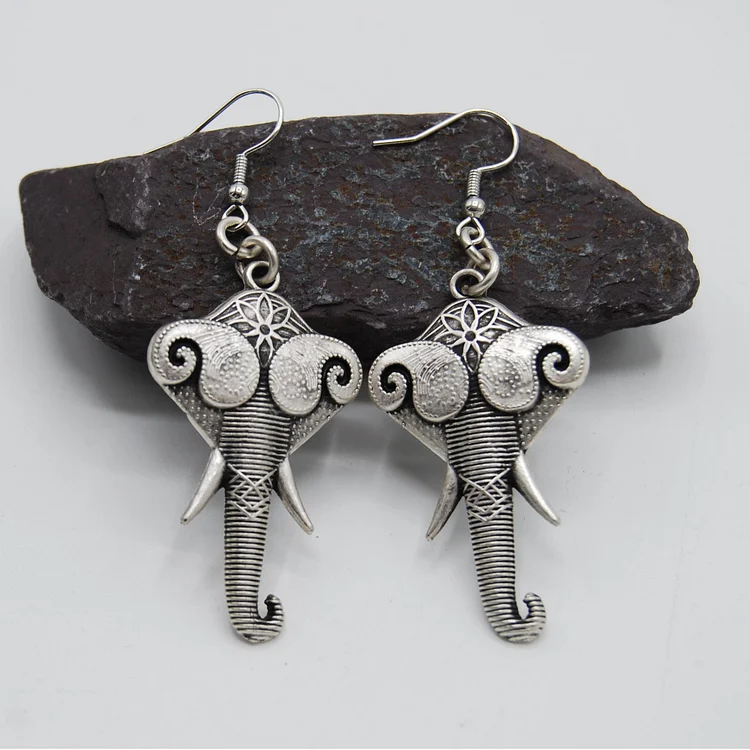 Vintage Silver Stylised Elephant Earrings - Image 2