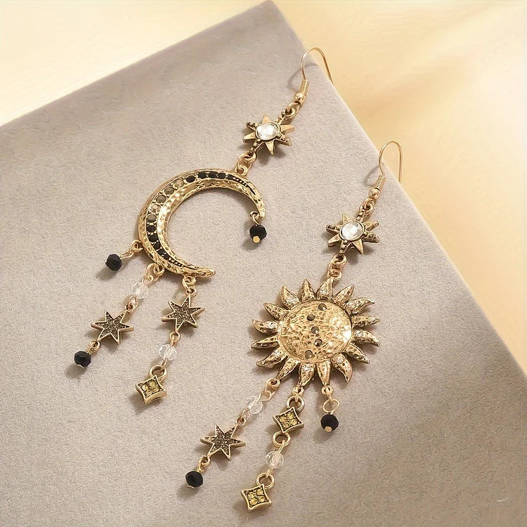 Vintage Sun Moon Design Rhinestone Inlaid Asymmetric Dangle Earrings - Image 4
