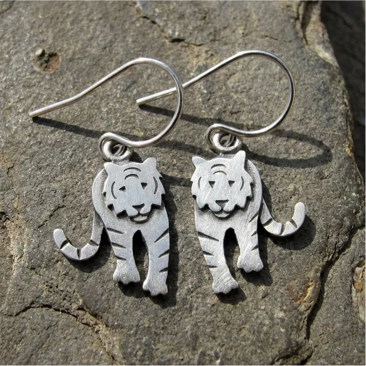 Vintage Tiger Earrings - Image 2