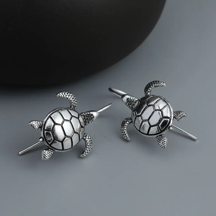Vintage Turtle Earrings - Image 3
